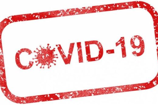 Tampon rouge "COVID-19" ; "O" comme icône du virus, fond blanc. 100% original, style escape game toulonnais.